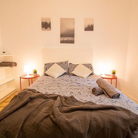 Blai Hostel Barcelona Exterior photo